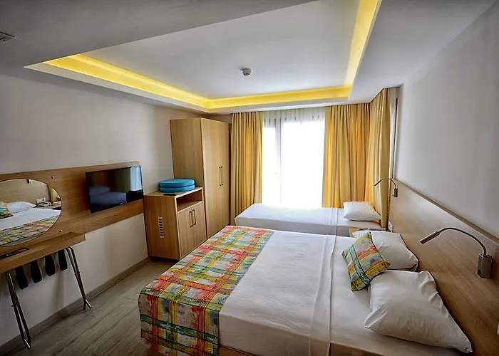 City Hotel Marmaris Отель Мармарис