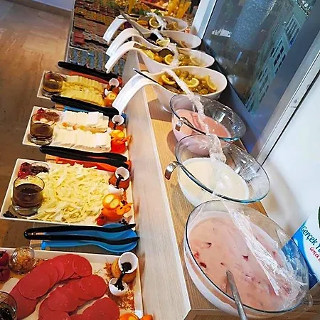 מלון City Hotel Marmaris 3*